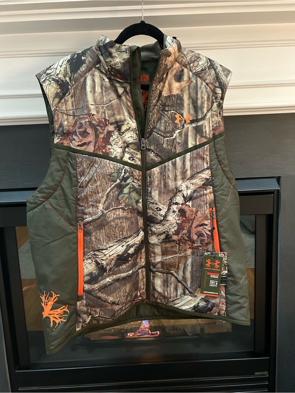 NWT MENS UNDER ARMOUR FULL ZIP HUNTING VEST XL